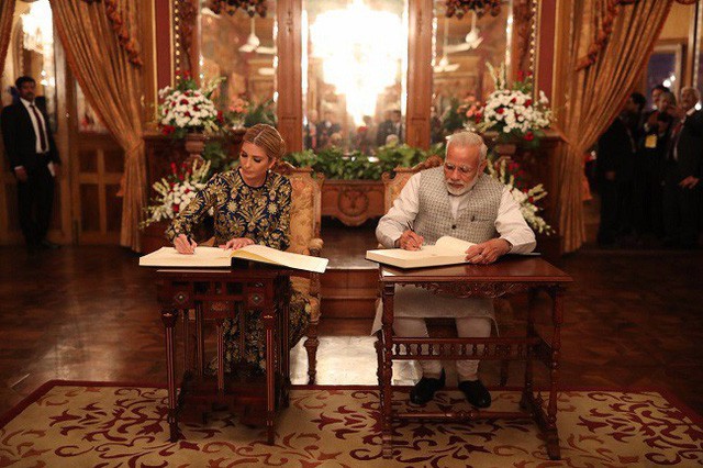 Thủ tướng Ấn Độ Narendra Modi tiếp đón cô Ivanka Trump. (Ảnh: NDTV)