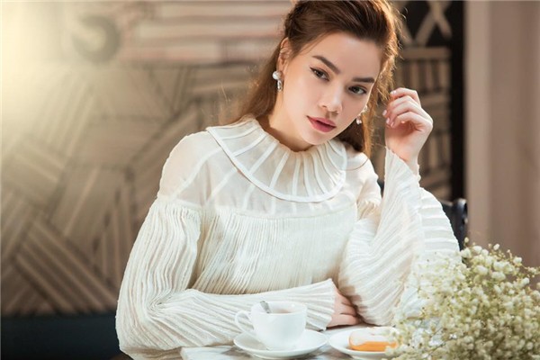 Hồ Ngọc Hà bất ngờ cho biết nếu không có gia đình, bản thân có lẽ đã tự kết liễu.