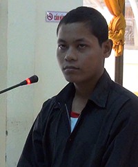 
Danh Hoàng Chim nhận mức án 7 năm tù vì tội Hiếp dâm trẻ em. Ảnh: Lan Vy.
