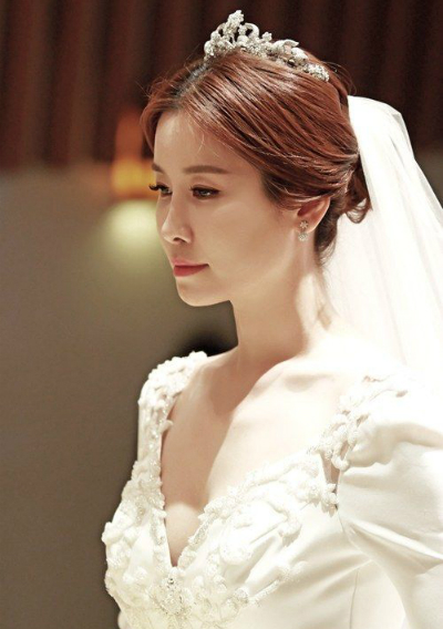 Lee Tae Ran  kết hôn  năm 2014. Shin Seung Hwan - chồng nữ diễn viên - là doanh nhân. Hai người quen nhau qua giới thiệu của bạn bè và có  một năm hẹn hò  trước khi cưới. Sau đó, người đẹp vẫn tiếp tục với các dự án phim nhưng không gây được chú ý như trước.