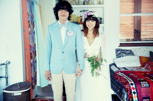 
Lee Hyori cưới giản dị nhưng hạnh phúc.
