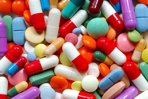 Lạm dụng thuốc kháng sinh khiến người viêm đại tràng dễ nhờn thuốc