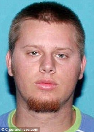 Tên bạn trai bệnh hoạn.