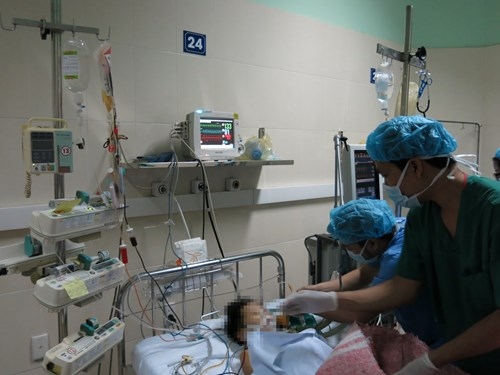 Bệnh nhân ghép tim nhỏ tuổi nhất Việt Nam đang hồi phục tốt sau ca ghép