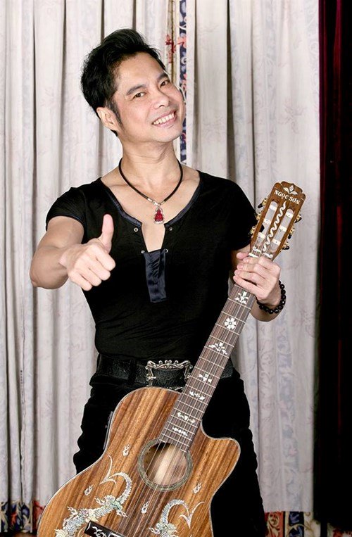 
Ngọc Sơn nổi tiếng về độ chịu chơi bậc nhất showbiz Việt.
