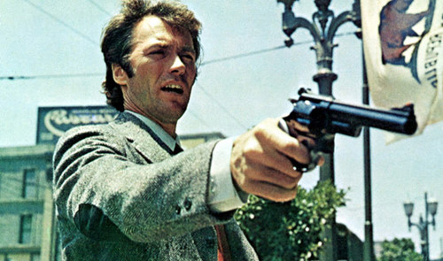 Clint Eastwood ghi dấu tên tuổi qua dòng phim về miền viễn Tây trong những thập niên 1970, 1980. Ảnh: Movieweb. 