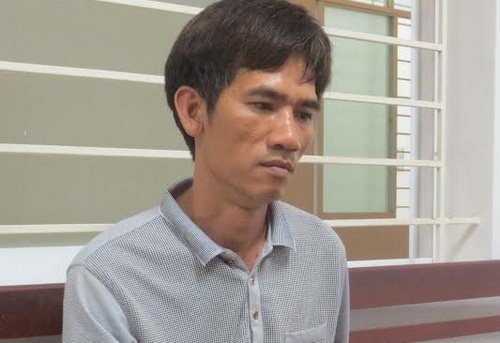 
Đ&ocirc;ng bị bắt sau 2 năm g&acirc;y &aacute;n. Ảnh: Phước Tuấn.
