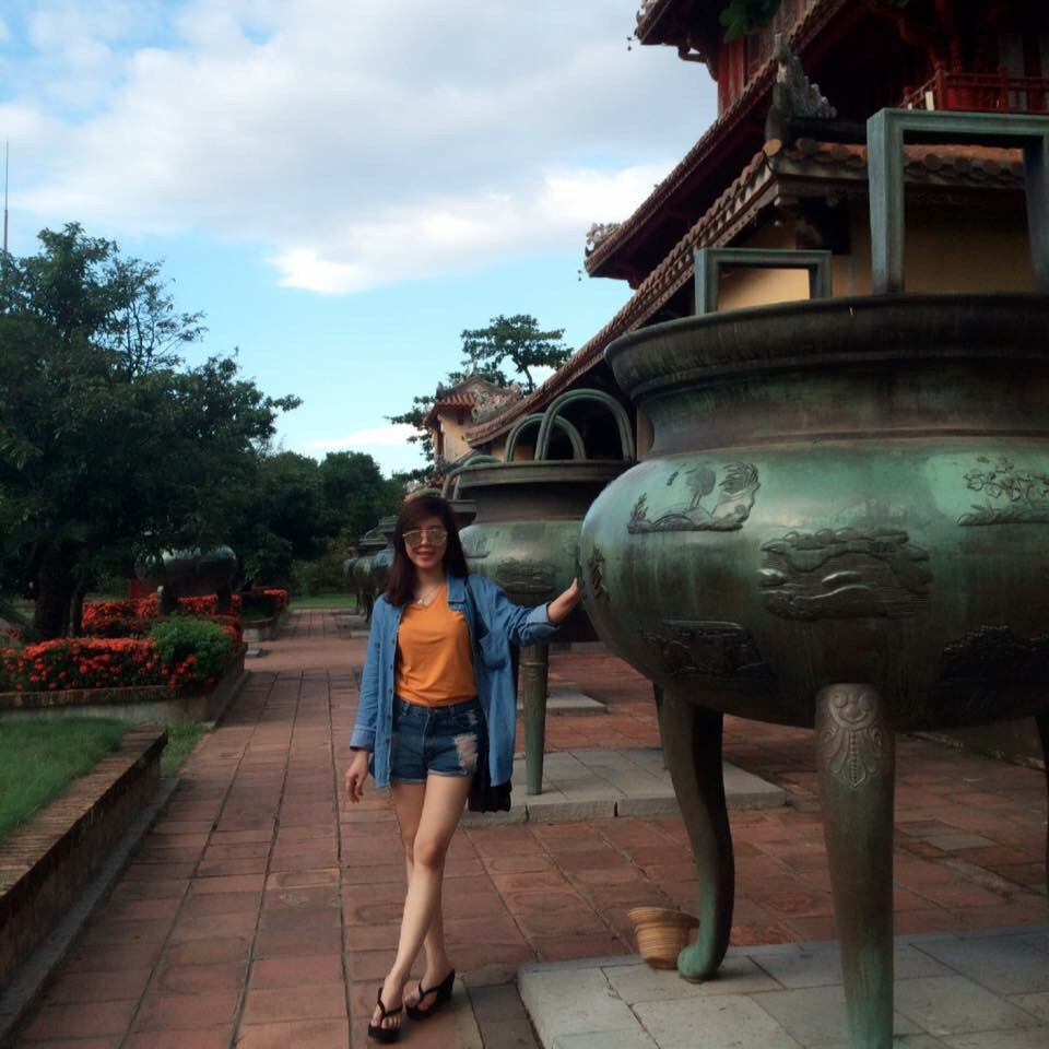 Hình ảnh xinh xắn ngoài đời của “thần nữ online” Lan Phương