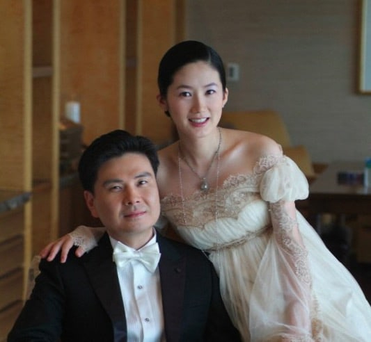 
Diễn viên Shim Eun Ha và chồng. Ảnh: News
