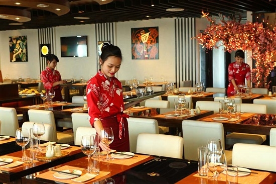 
Muốn c&oacute; cuộc sống thoải m&aacute;i hơn t&iacute; du học sinh Nhật phải l&agrave;m th&ecirc;m ng&agrave;y 12 tiếng, 4 tiếng đi học, 1-2 tiếng di chuyển ngo&agrave;i đường... (Ảnh minh họa)
