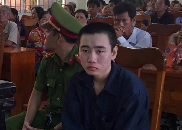 Bị cáo tại phiên toà. Ảnh Minh Anh.