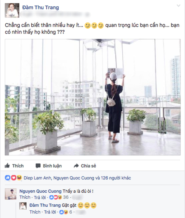 
Đ&agrave;m Thu Trang tỏ ra rất ưng thuận lời t&aacute;n tỉnh từ ph&iacute;a Cường Đ&ocirc; La.
