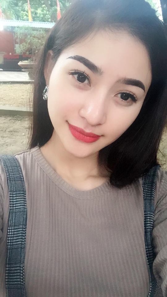 Nhiều người tỏ ra tiếc nuối cho người chồng khi đánh mất một người vợ đẹp.