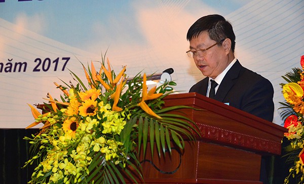 Ông Khuất Quang Mậu – Uỷ viên Ban chấp hành Tổng liên đoàn lao động Việt Nam; Chủ tịch Công đoàn Điện lực Việt Nam phát biểu chỉ đạo tại Đại hội