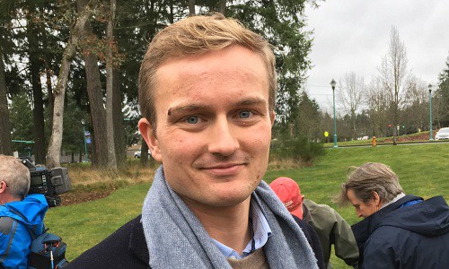 
Kristiansen bị x&acirc;y xước nhẹ sau tai nạn. Ảnh: Guardian.
