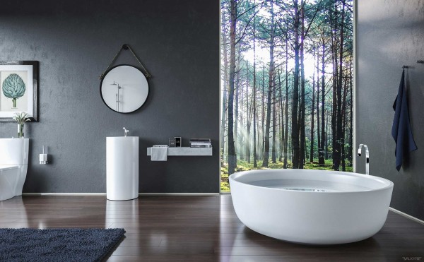 8. Một bồn tắm tròn lớn đơn giản là điểm nhấn trong không gian tuyệt đẹp và tươi mới tràn ngập sức sống này.