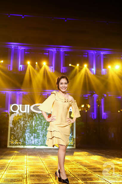 Nữ MC, BTV Hoàng Trang với nụ cười miệng rộng đặc trưng.