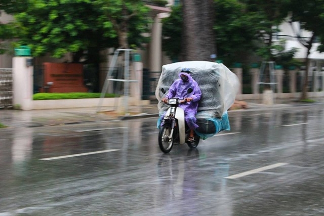 S&aacute;ng nay, người d&acirc;n H&agrave; Nội đ&atilde; cảm nhận được c&aacute;i lạnh thật sự.