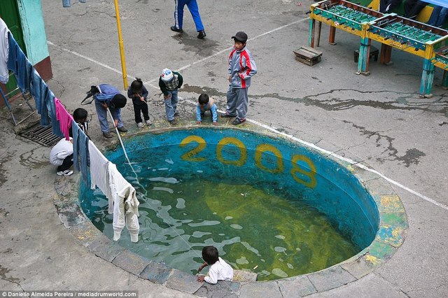 
Bể bơi dành cho trẻ em.
