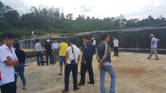 Đập nước nơi xảy ra vụ chết đuối. Ảnh B.N