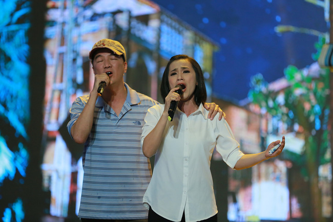 Đàm Vĩnh Hưng - Lệ Thi cùng trình diễn ca khúc Nghĩ về cha.
