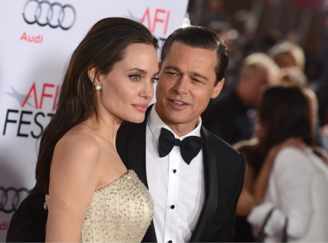 
Angelina Jolie bị đồn tái hợp với Brad Pitt sau khi anh quyết tâm cai nghiện và sửa chữa lỗi lầm trước đây của mình.

