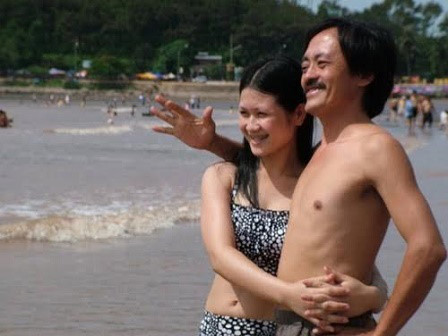 
Nghệ sĩ Giang Còi ly hôn vợ thứ hai sau 10 năm chung sống.

