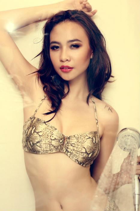 
Trang cá nhân của Đàm Thu Trang thường xuyên có những hình ảnh bắt mắt thu hút người hâm mộ.
