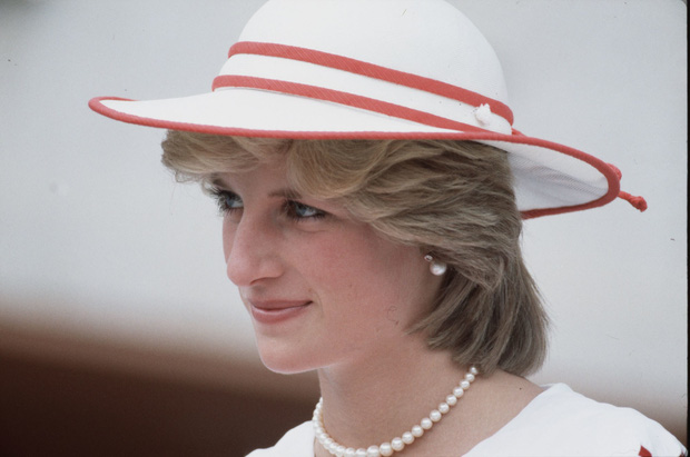 
Tạp chí Time từng ghi tên Công nương Diana vào danh sách 100 người quan trọng nhất thế kỉ XX (năm 1999) và đài BBC cũng xếp tên bà đứng thứ 3 trong danh sách 10 người vĩ đại nhất nước Anh (năm 2002).
