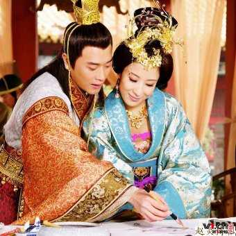 
D&ugrave; sống trong t&igrave;nh y&ecirc;u đắm say nhưng Vạn Qu&yacute; Phi kh&ocirc;ng sinh được con.
