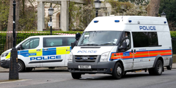 Cảnh sát đang ráo riết truy lùng nghi phạm