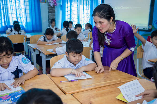 Có khá nhiều nghịch lý trong đào tạo, bồi dưỡng và sử dụng đội ngũ giáo viên ở Việt Nam (ảnh minh họa)