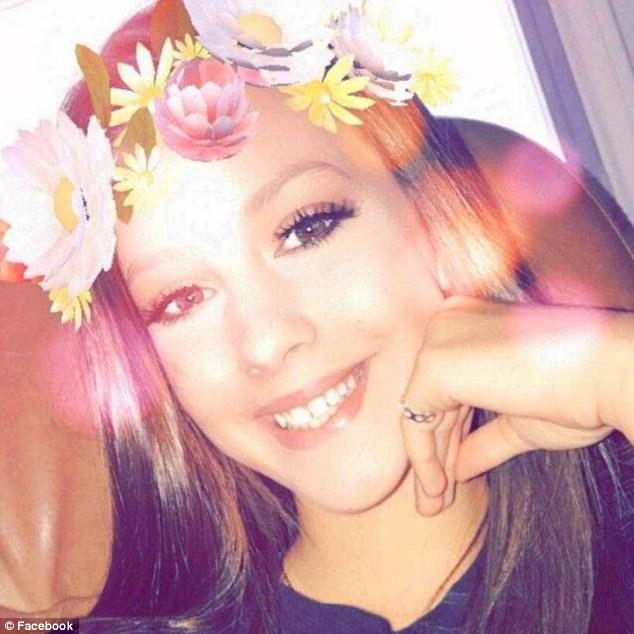 
Dilley l&agrave; cổ động vi&ecirc;n hiền l&agrave;nh v&agrave; đ&aacute;ng y&ecirc;u của trường trung học Silsbee. (Ảnh: Dailymail)
