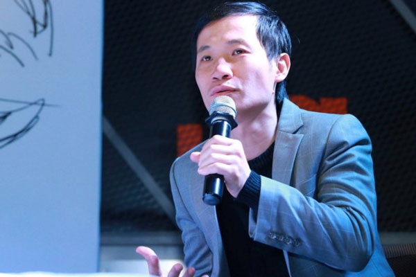 Nhà phê bình âm nhạc Nguyễn Quang Long.
