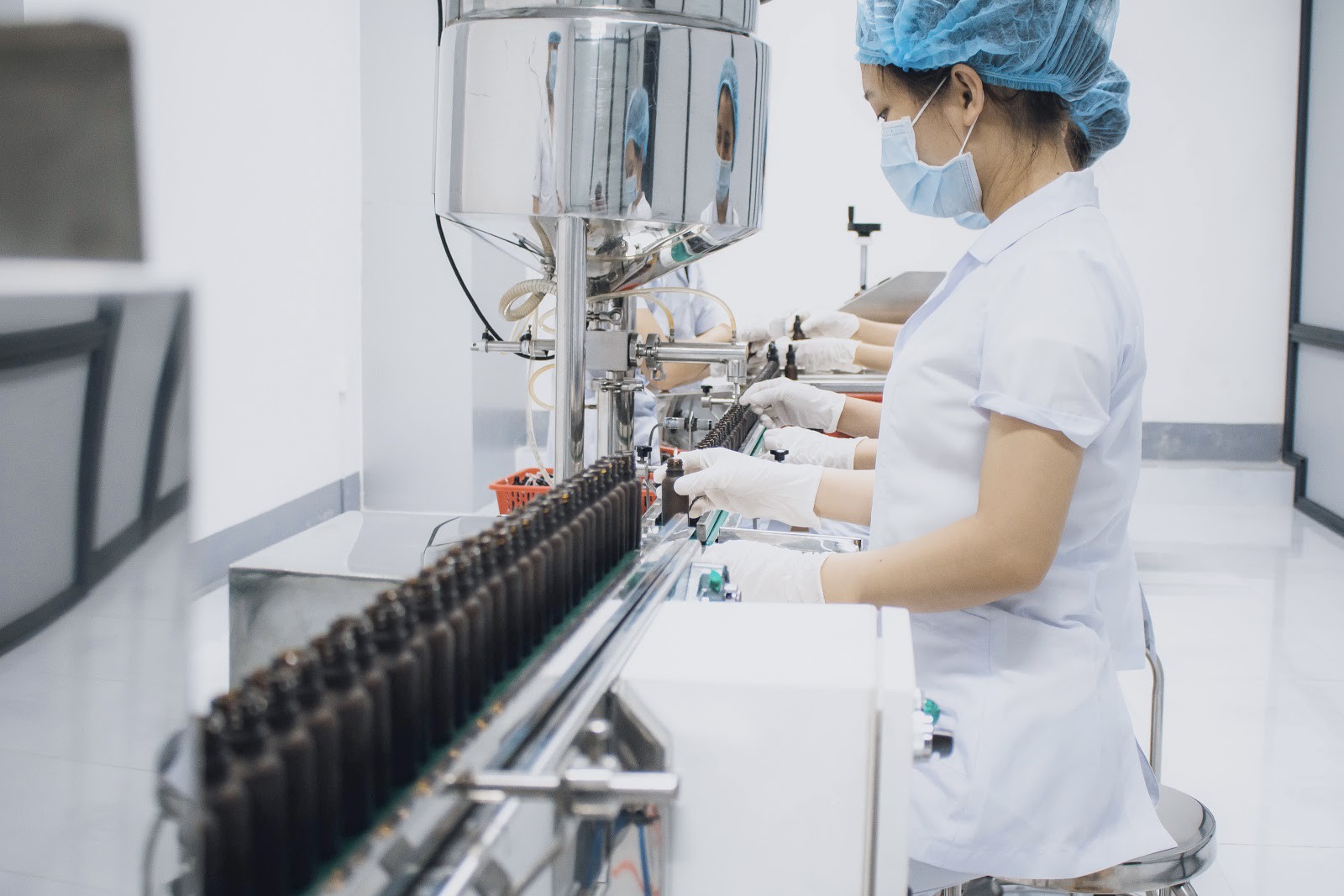 Nhà máy Glamor đạt chuẩn trong việc sản xuất mỹ phẩm tự nhiên an toàn