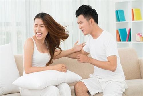 
Trốn tránh không đối diện để giải quyết vấn đề sẽ chỉ khiến mâu thuẫn mãi mãi không bao giờ được giải quyết. (Ảnh minh họa)
