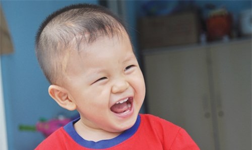 Bé Dương Minh Phát