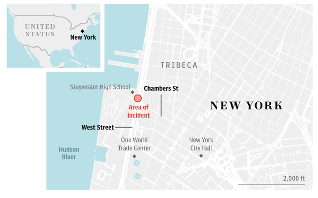 Hiện trường vụ tấn c&ocirc;ng nằm gần Trung t&acirc;m thương mại thế giới ở New York. (Ảnh: Telegraph)