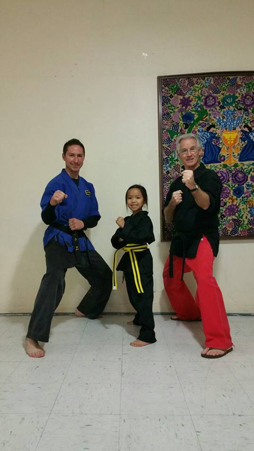 
Con gái Việt Hương học giỏi cả võ thuật.

