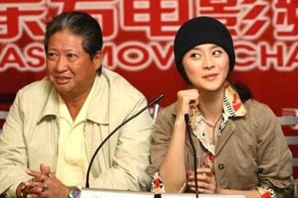 
Phạm Băng Băng và Hồng Kim Bảo từng bị đồn có con với nhau.
