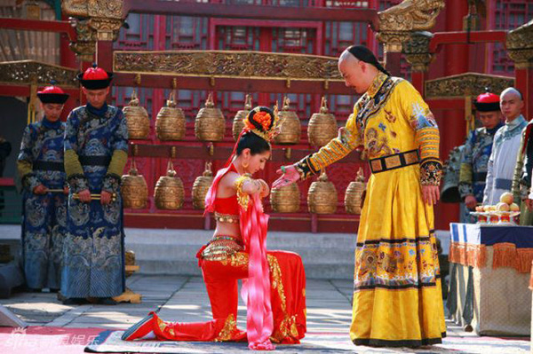 
Bí ẩn về người vợ tỏa hương thơm ngát của Càn Long vẫn khiến người thời nay tò mò, đi tìm câu trả lời.
