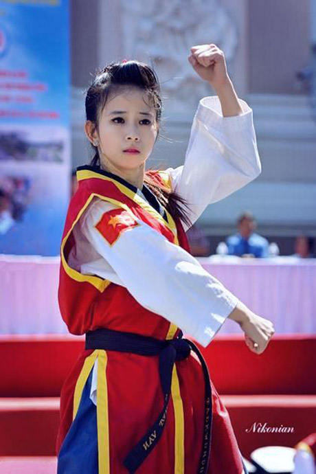 
Châu Tuyết Vân năm 2013, khi cô mới được cộng đồng giới trẻ biết tới.
