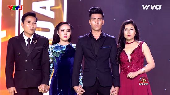 4 thí sinh tài năng nhất qua vòng đối đầu đội HLV Quang Lê.