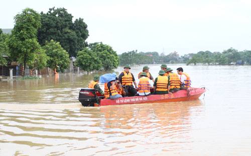 Lãnh đạo Hà Nội thị sát tại Chương Mỹ