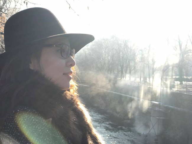  D&ugrave; trải qua biết bao giai đoạn nhưng người đầu ti&ecirc;n c&ugrave;ng em thực hiện những ước mơ từ nhỏ nhoi đến xa x&ocirc;i nhất - vẫn lu&ocirc;n l&agrave; người đ&agrave;n &ocirc;ng ấy, kh&ocirc;ng ai kh&aacute;c. 