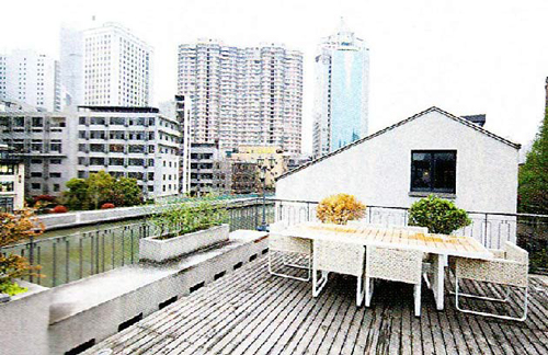 Không gian Thượng Hải nhìn từ nhà của Lưu Gia Linh. Ngoài căn nhà này, cô có biệt thự cổ ở Tô Châu và một ngôi nhà ở Hong Kong.