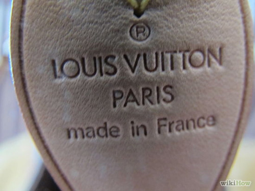 
Hiệu Louis Vuitton Paris có xuất xứ là Made in France.
