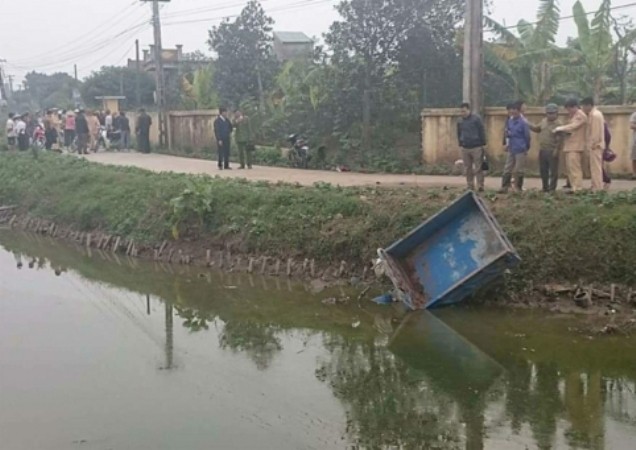 
Hiện trường vụ tai nạn khiến chị Chiên tử vong tại chỗ. Ảnh: (Bạn đọc cung cấp)
