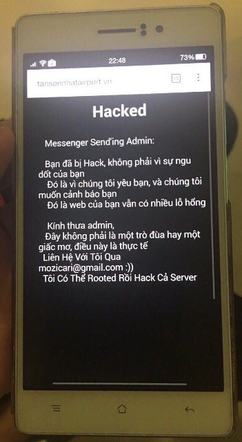 
Nội dung tin tặc gửi đến khi truy cập vào trang web của sân bay Tân Sơn Nhất.
