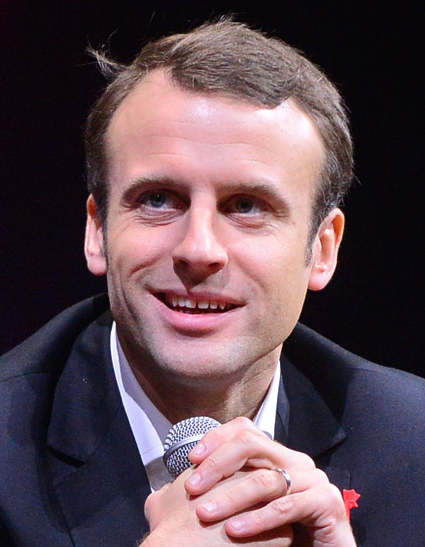 Ứng cử viên Tổng thống Pháp Emmanuel Macron có mối tình đặc biệt.